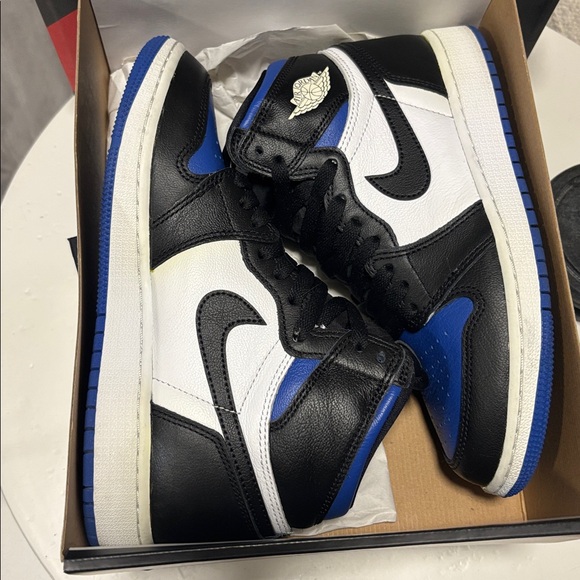 Nike Air Jordan “Royal Toe” 1s Hightop - Picture 6 of 6